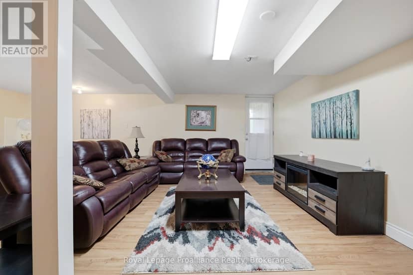 51 Selena Avenue — photo 28 of 40