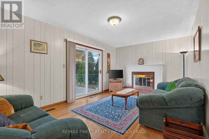794 Butternut Street, Kingston, photo 8