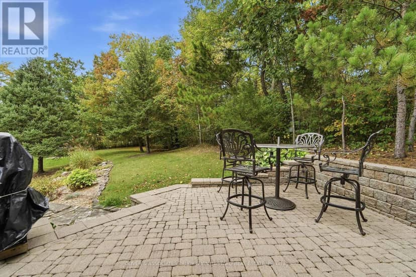 10075 Jennison Crescent — photo 35 of 40