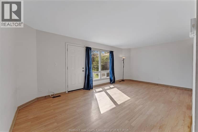 2755 MEADOWBROOK LANE Unit# 11 — photo 10 of 23
