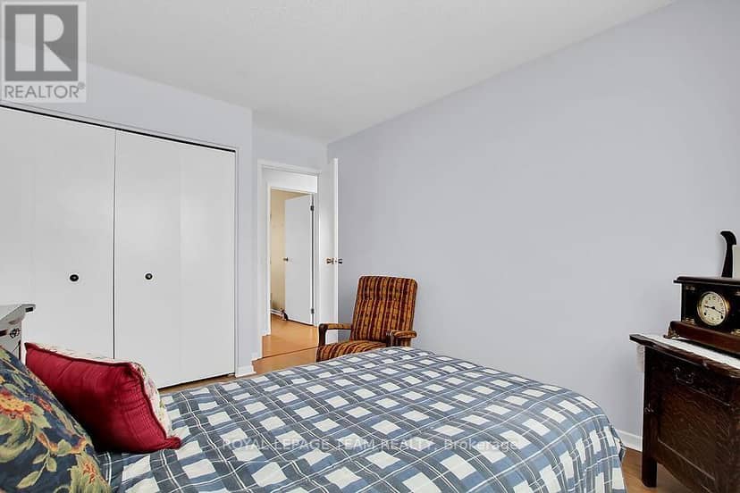 31 Ross Street — photo 27 of 40