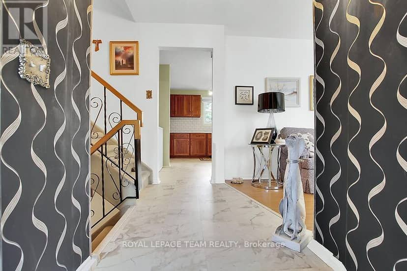 31 Ross Street, Smiths Falls, photo 4
