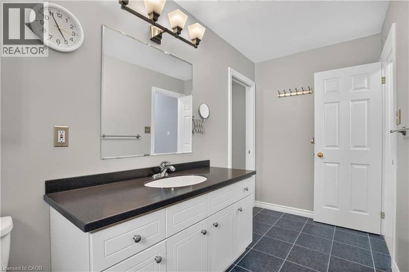 10 PATTISON Place — photo 28 of 40