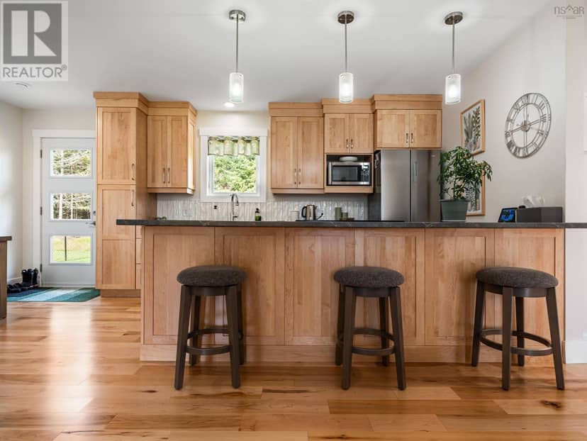 639 Old Tatamagouche Road — photo 8 of 40