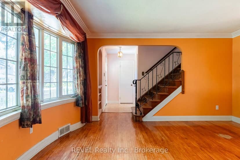 7044 Leeming Street — photo 13 of 40