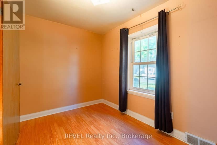 7044 Leeming Street — photo 17 of 40