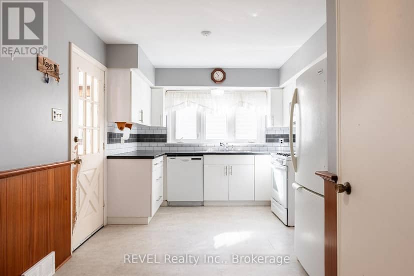 7044 Leeming Street — photo 19 of 40