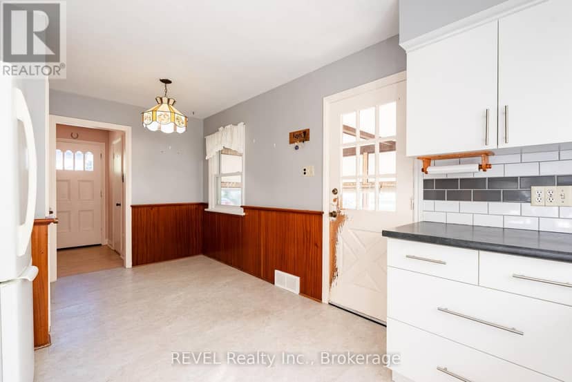 7044 Leeming Street — photo 23 of 40