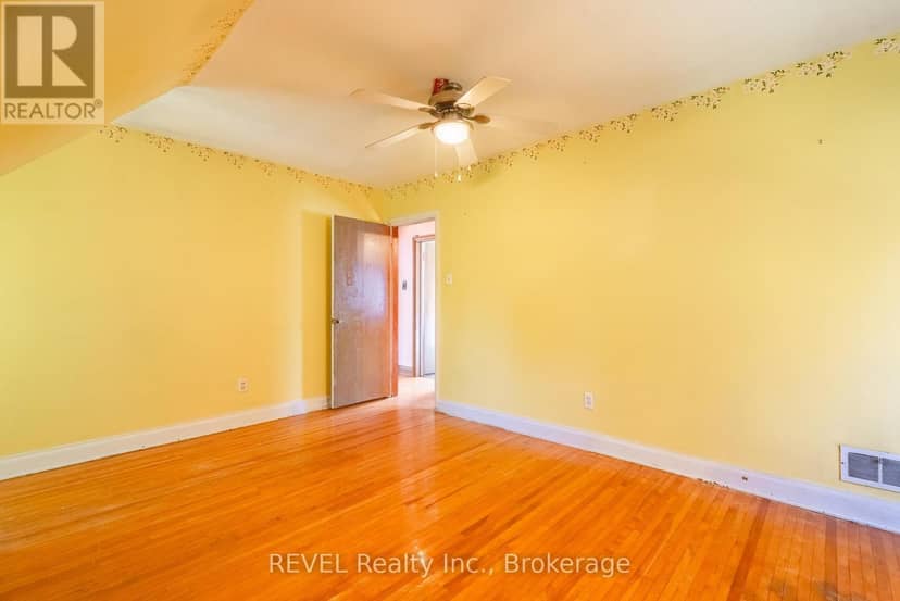 7044 Leeming Street — photo 36 of 40