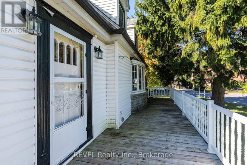 7044 Leeming Street, Niagara Falls, photo 5