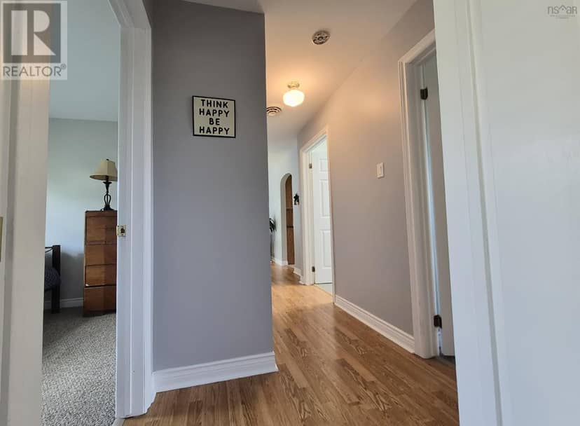 48 Townshend Avenue — photo 29 of 40