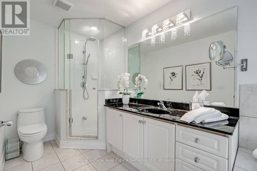 207 Tawny Crescent — photo 23 of 40