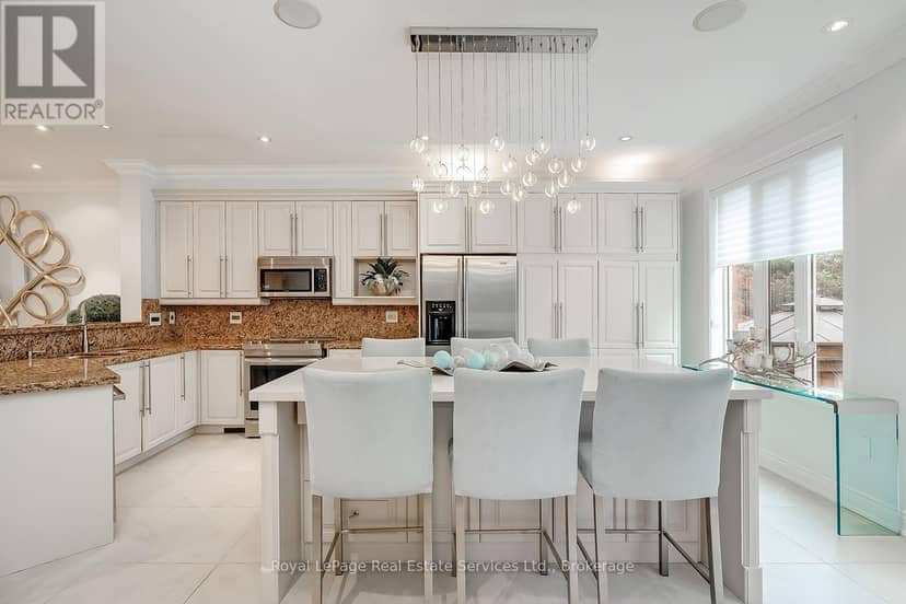 207 Tawny Crescent, Oakville, photo 7