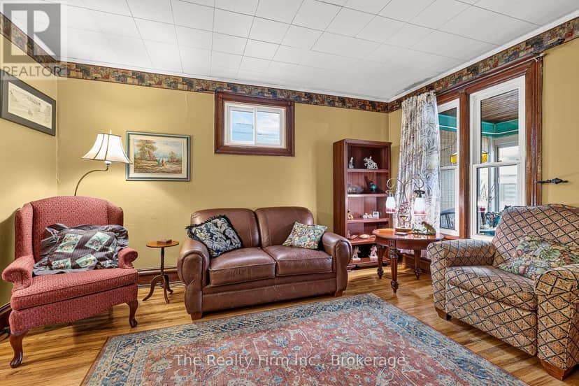 741 Nelson Street — photo 15 of 40