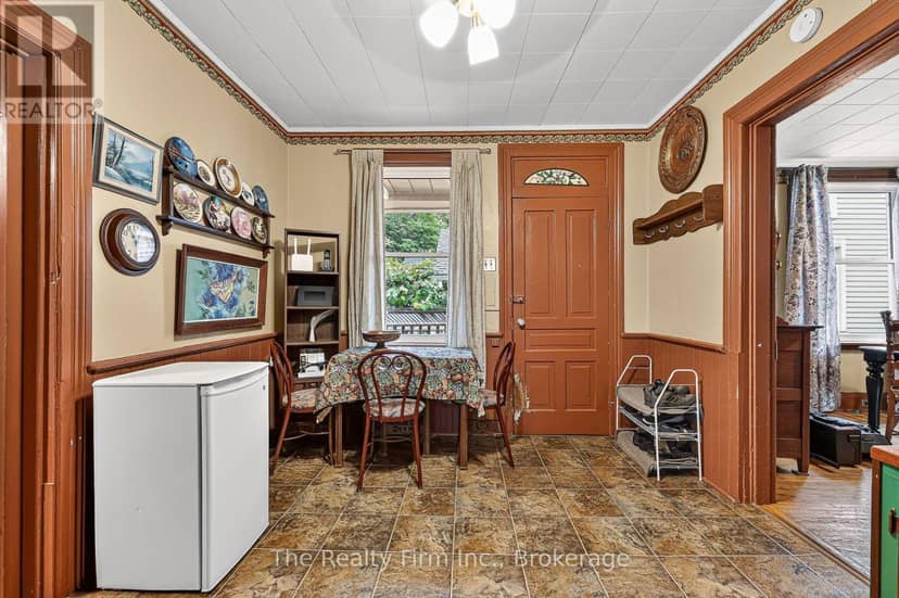 741 Nelson Street — photo 19 of 40