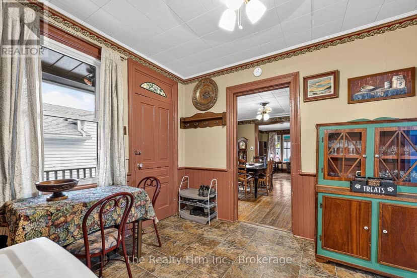 741 Nelson Street — photo 20 of 40