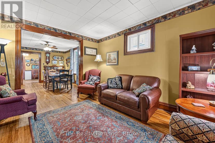 741 Nelson Street, Woodstock, photo 8