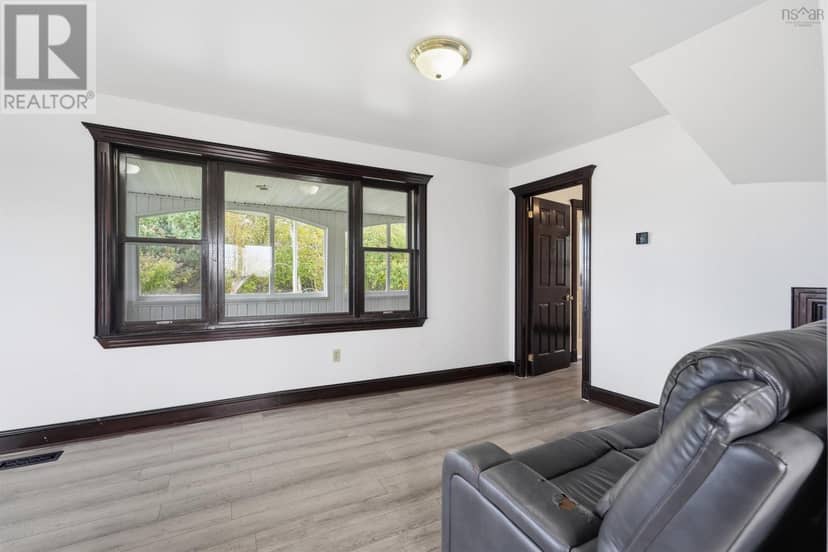7889 Highway 215 — photo 16 of 40