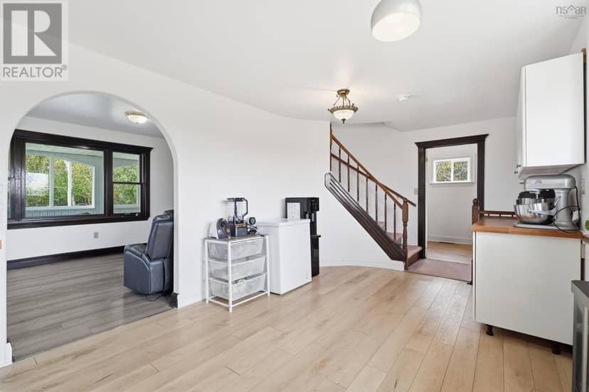 7889 Highway 215 — photo 11 of 40
