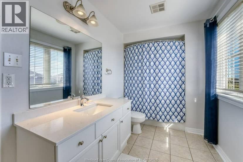 1589 Heatherglen Drive — photo 18 of 33