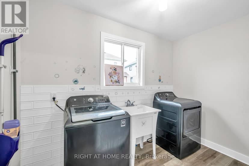 635 Longworth Avenue — photo 16 of 24