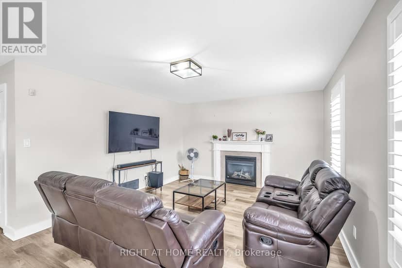 635 Longworth Avenue — photo 8 of 24