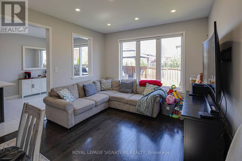 1832 Misthollow Drive — photo 15 of 40