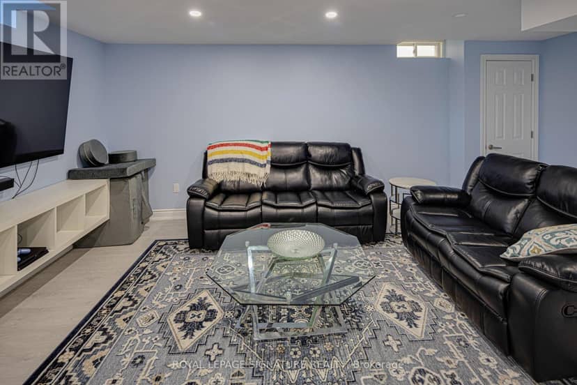 1832 Misthollow Drive — photo 35 of 40