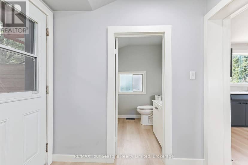 231 Superior Street — photo 24 of 39