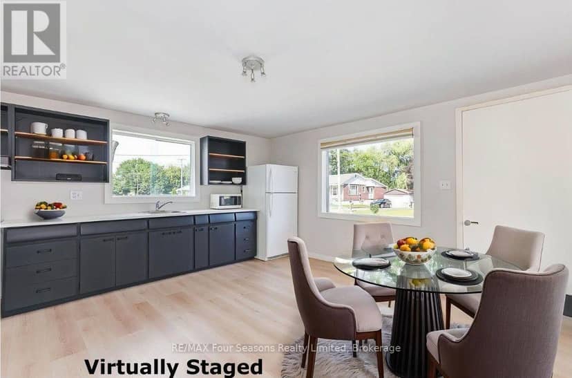 231 Superior Street, Clearview, photo 8