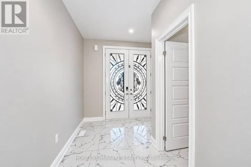 95 Scarlet Way, Bradford West Gwillimbury, photo 4