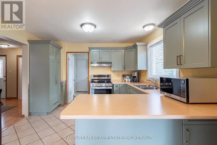 1 Hallen Drive, Penetanguishene, photo 7