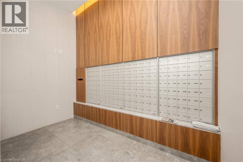 509 DUNDAS Street W Unit# 305 — photo 11 of 40