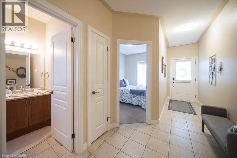15 MILLCROFT Drive, Simcoe, photo 7