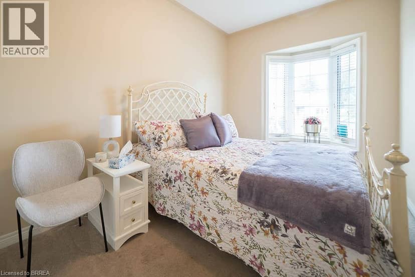 15 MILLCROFT Drive, Simcoe, photo 8