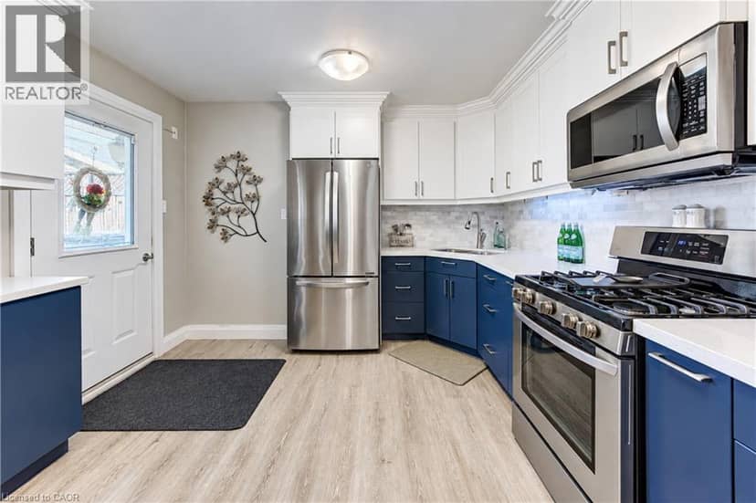 87 BOND Street — photo 13 of 40
