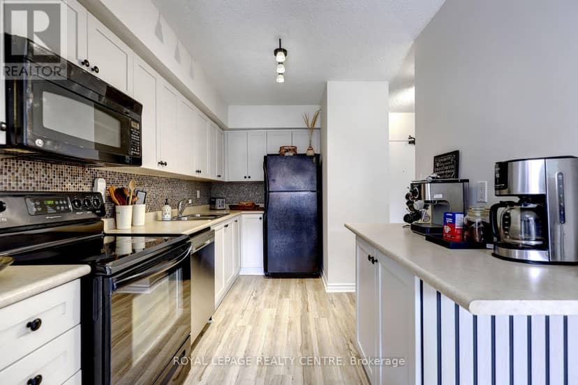 201 - 1000 Cedarglen Gate — photo 13 of 37