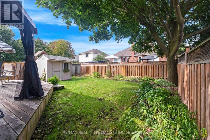 20 McCullough Crescent — photo 38 of 40