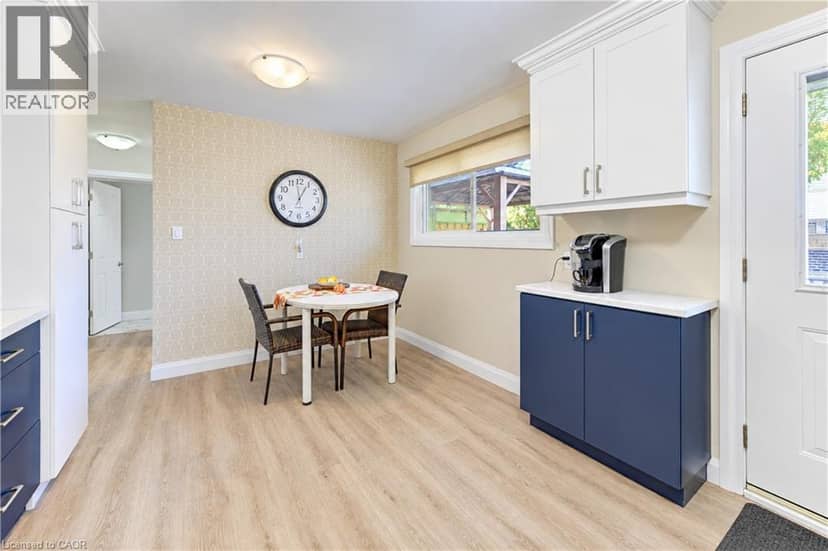 87 BOND Street — photo 15 of 40