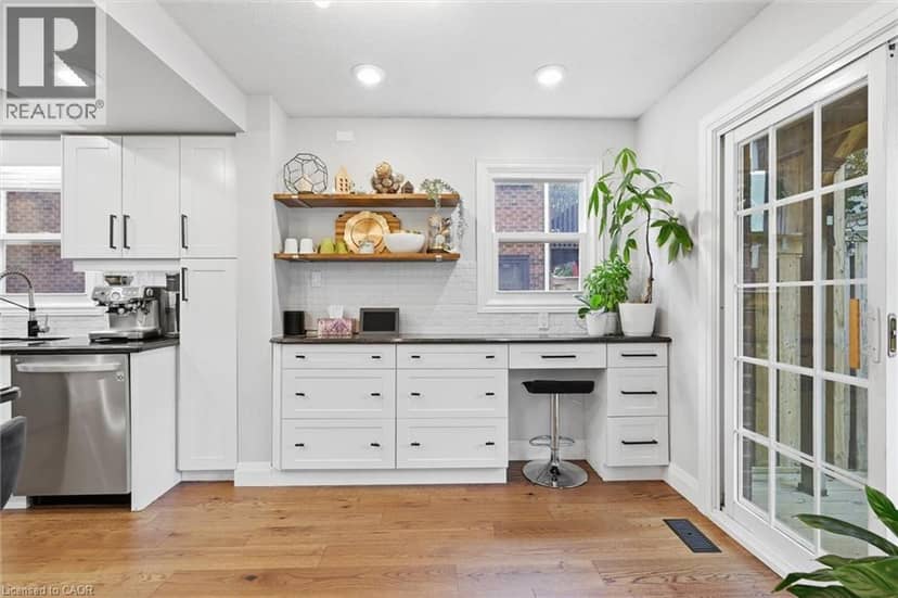 50 EDGEWATER Drive — photo 18 of 40
