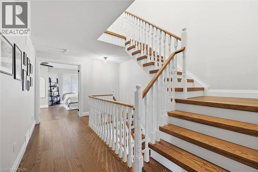 50 EDGEWATER Drive — photo 34 of 40