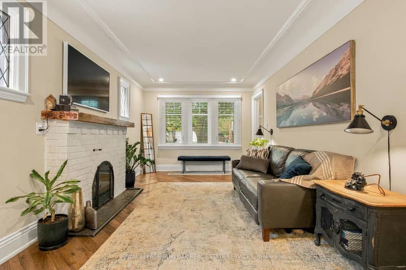 960 Shadeland Avenue — photo 6 of 40