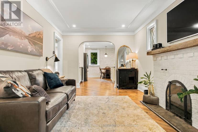 960 Shadeland Avenue — photo 9 of 40
