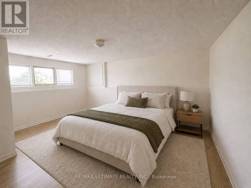 12 Stoney Brook Crescent — photo 11 of 24