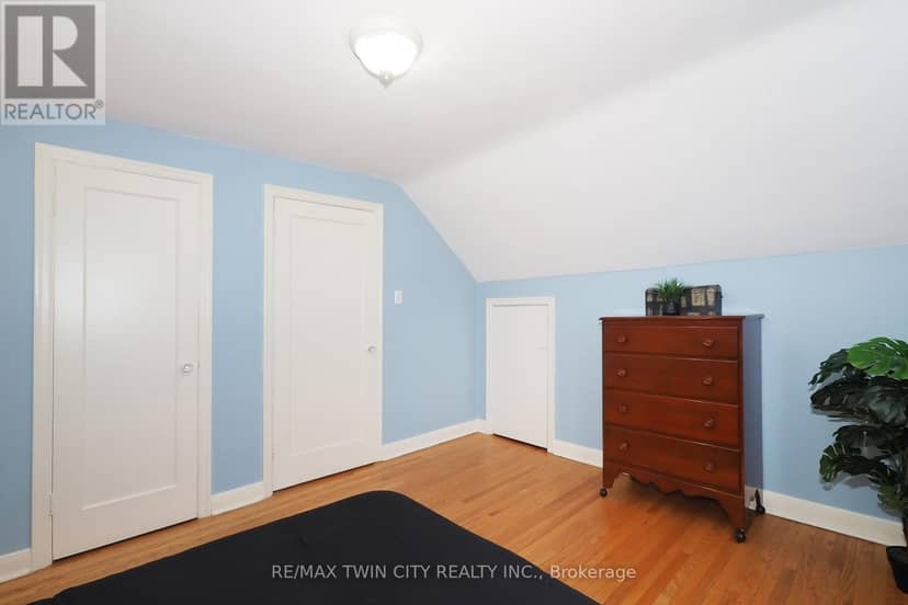 44 Ruby Street — photo 21 of 40