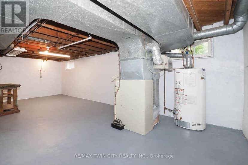 44 Ruby Street — photo 32 of 40