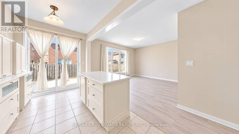 1754 Hayden Lane, Pickering, photo 6