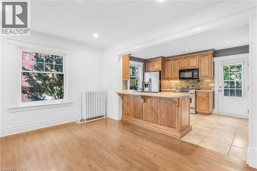 17 GERRARD Street — photo 13 of 35