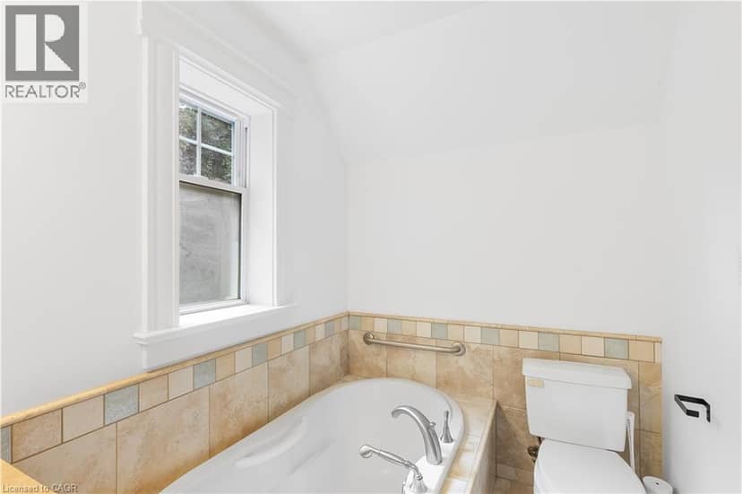 17 GERRARD Street — photo 27 of 35