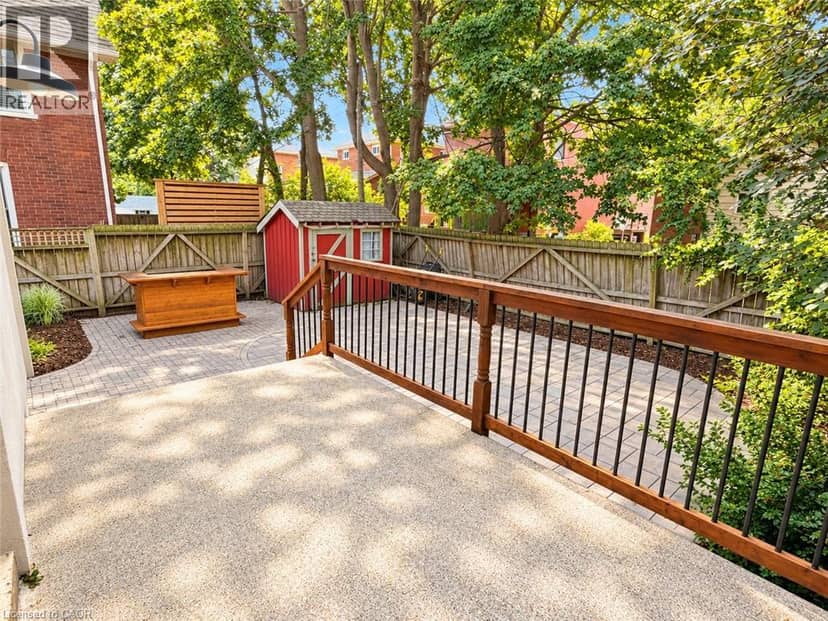 17 GERRARD Street — photo 32 of 35